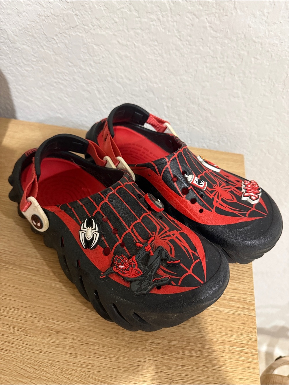 Spiderman Crocs J5